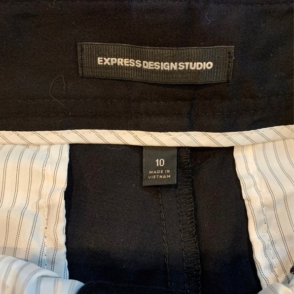 Set of Women’s Fashion Shorts - Picture 6 of 6